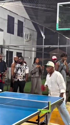 Asake playing Table tennis with Wizkid’s manager Mr Sunday Aare 🏓 | Entertainment Daily