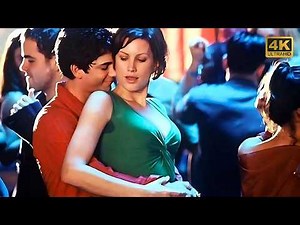 Po smrti otce se bratr zamiluje do své nevlastní sestry.