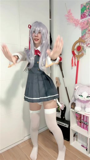 Alyaaa 💘 #cosplay #alyasometimeshidesherfeelingsinrussian #alisamikhailovnakujou