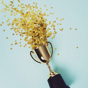 3.1K views · 25 reactions | Follow the Money (Siga o Dinheiro). Desde que começou o isolamento social no Brasil, o Ecommerce tem ganhado força… e teve aumento de 40% em março. É um grande momento para você se adaptar as novas realidades e continuar vendendo | Ecommerce na Prática | Facebook