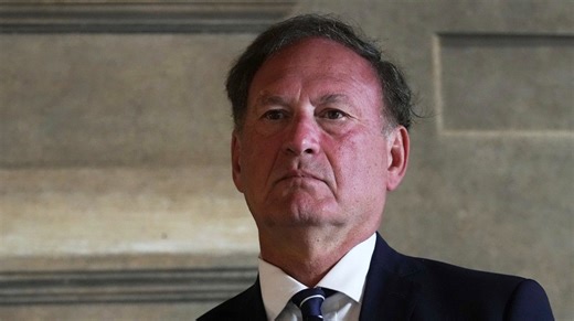 Alito recuses himself from oil case ahead of Monday’s arguments