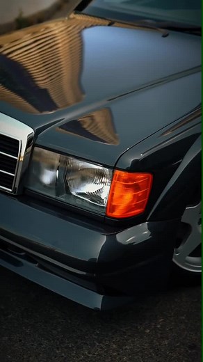 Mercedes-Benz W201 190E Evolution 2 Overview