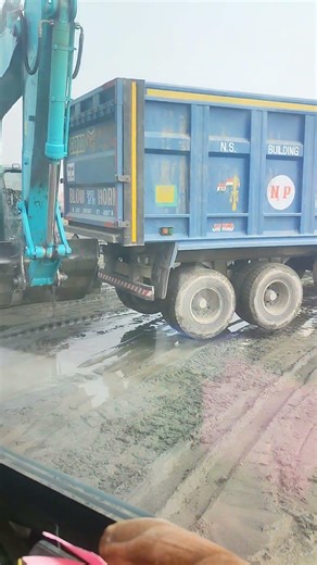 lift up........ trailer #youtubeshorts #excavator #driver #jcb #construction #offroad