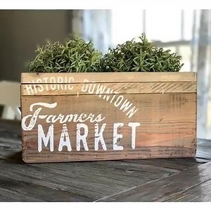 Chalking is so fun! Join my group for more ideas & details: Crafty Morning Chalking {VIP Group} | Crafty Morning Chalking