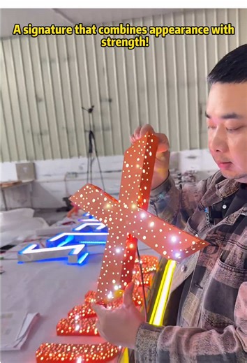 Let’s have some unique storefront signs!#LED #sign