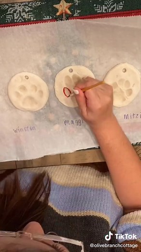 How to make a paw print ornament 🐾