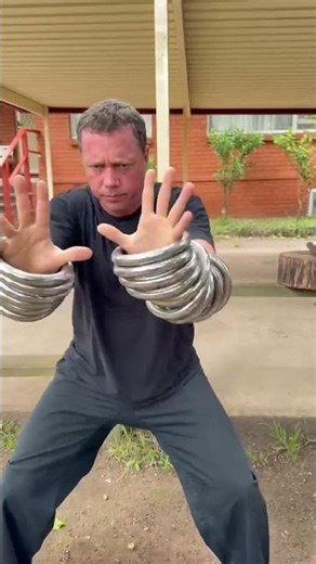 Tai Chi Iron Ring Training: Flood Dragon Emerges Power Drill太极阴阳铁环功蛟龙出水整体劲力强化训练详解