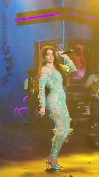 Haifa Wehbe Hot Dancing In Beirut || Haifa Wehbe - Singing and Dancing at the Historic Beirut Con...