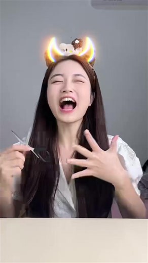 Funny Cosplay Challenge: Cutting a Straw with Scissors
