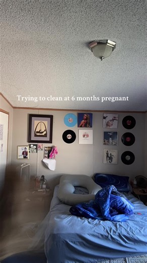 I then spent the next hour throwing up🫶🏻#ftm #pregnant #cleantok #foryoupage