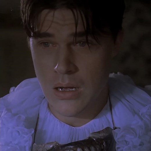 Dandy Mott vs Frontman