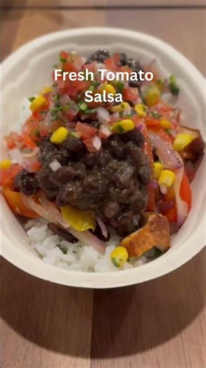 Homemade Chipotle Style Chicken Burrito Bowl | Copycat Chipotle Burrito Bowl