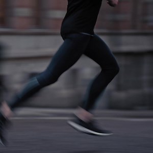 Το πλυντήριο με σύστημα AutoDose ρυθμίζει αυτόματα τη δόση απορρυπαντικού με βάση τον κάθε κύκλο πλυσίματος, για να μην χρειαστεί να μαντεύετε ποτέ τη σωστή ποσότητα! #AEG | AEG Hellas