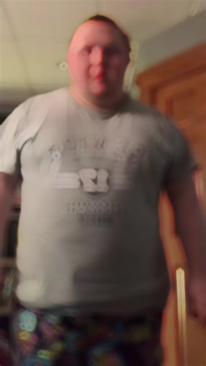 coltonwolf67 (@coltonwolf67)’s videos with Happy / Video CM / Ukulele ♬ Cooking / Family(897363) - ImoKenpi-Dou