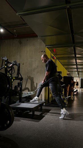 Belt squat FFE split squat