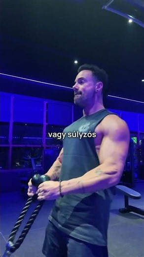 Ellenállásos edzés, súlyzók, ezek tartják rugalmasan a bőrt is. #shorts