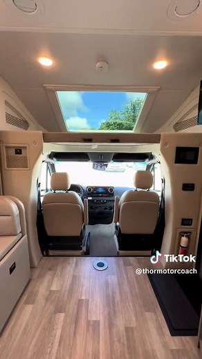 #MERCEDESBENZ SPRINTER: 2025 Delano 24TT #usatiktok #rvtour