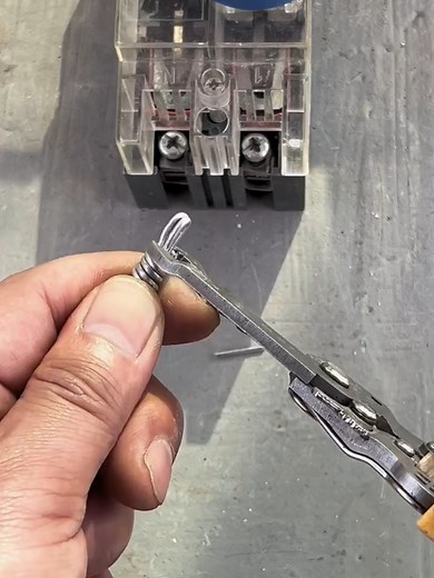 DIY Electrical Wiring Tutorial: Safety First!