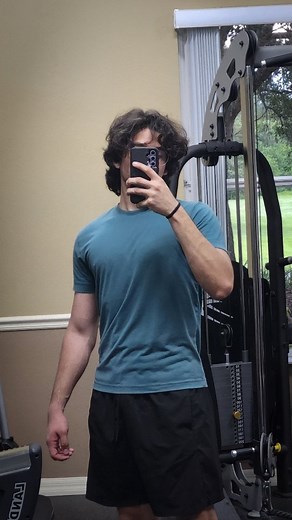 Julio Sánchez on Instagram: "¿¿¿QUÉ??? #Fernanfloo #fernan #youtube #youtuber #youtubers #twitch"