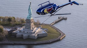 Watch this helicopter fly upside down over Manhattan