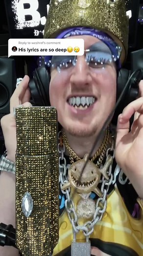 Freestyle Rapping with Autotune: Mouse Rapper Cringes You Won't Want to Miss