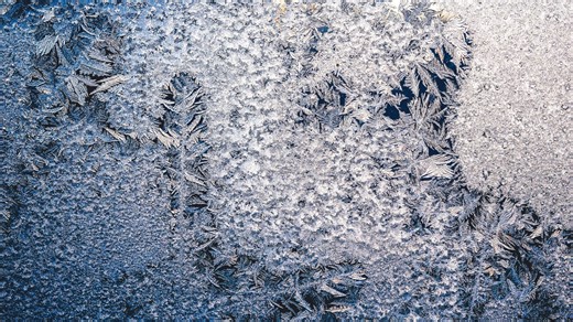 Lake Erie beginning to freeze over