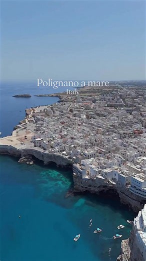 Na popołudnie 🌺 Apulia i Polignano a Mare 🐚 muzyka: Domenico Modugno - La lontananza 📷@valentino_ligori | Toskania i Włochy jakich nie znacie