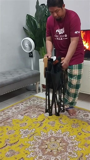 Jom korang tgk kerusi healing keluaran terkini, lagi cantik dan lebih tahan lasak. Ada 2 pilihan warna untuk korang iaitu hitam dan putih. Cepat pegi tekan beg kuning untuk dapatkan harga promosi. #kerusihealing #kerusicamping #kerusilipat #campingchair #healingchair #camping #campinglife #campinglifestyle #healing #healingjourney