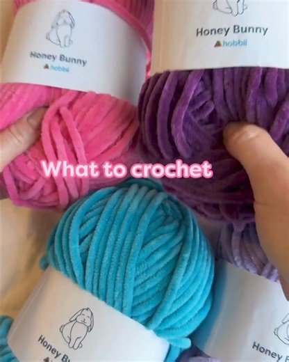 Ever wondered how a skein of yarn could transform into a bundle of adorable? 🐙💕 Let us show you the magic with our Honey Bunny yarn and the enchanting Wade the Umbrella Octopus pattern by @hooksandheelers! 🎥 https://shop.hobbii.co.uk/wade Wade’s a heart-stealer with his unique umbrella-shaped tentacles, all crocheted to perfection. Don’t miss out on crafting your own little Wade! 💙 | Hobbii - Yarn, Patterns & Accessories