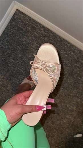 These are so cute on my tiny feet, very much true to size! | small feet people