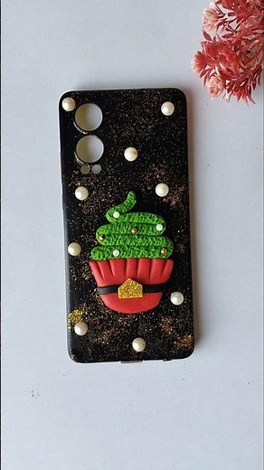 Festive DIY Clay Christmas Cupcake Phone Case 🧁🎄✨ Handmade Clay Art #diy #christmas #trending #art