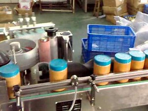 Automatic round jar glue labeling machine peanut butter bottle wet glue label applicator