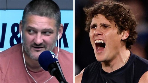 Charlie Curnow arrives in Sydney ahead of a potential trade to the Swans