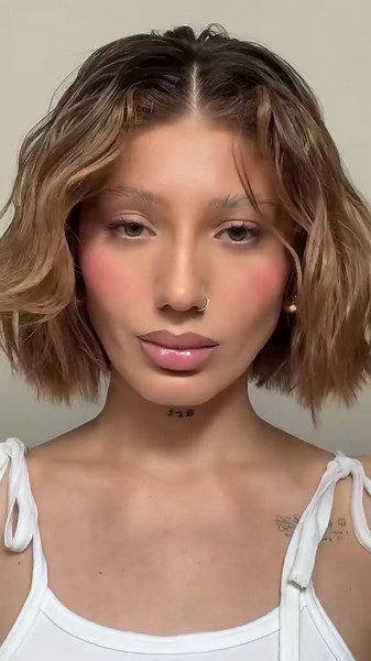 bob hairstyle simple hair hacks short hair hack viral hair hacks hairstyle blowdry hairstyles easy hairstyle cute hairstyles natural hairstyle medium haircuts short hair 80’s hairstyles updo hairstyles french hairstyles wavy hairstyles 70’s hairstyles french bob fall haircut #bobhairstyles #shorthairstyle #shorthairideas #naturalhairstyles #frenchhaircut #80shairstyle