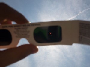 Voici comment observer l'éclipse de samedi - MétéoMédia