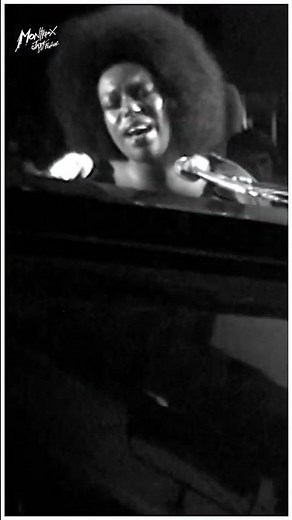 Roberta Flack – I’d Like To Be Baby To You (Live at Montreux 1990)