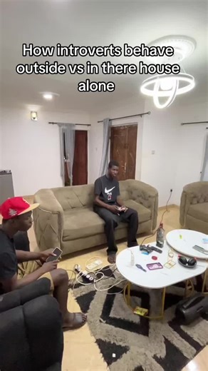 Understanding Introvert Behavior: Home vs Outings