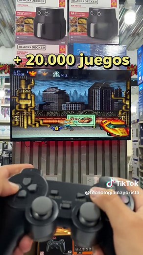 ¿Que tantos juegos tiene esta consola M8? 🎮 Probamos la versión 2.0 que soluciona problemas de la primera generación. Una consola Facil de llevar y totalmente versátil, cuenta con emuladores de juegos como 👾 🕹️ Name/FC/GB/GBA/GBC/MD/SFC/PS1/Atari 2600/Atari 7800 🎮 Incluye dos Controles Inalámbricos (Funcionas con Pilas AAA) 📺 Conexión HDMI 🖥️ Sistema Operátivo Linux/ DDR3 256MB 💰$159.900-Precio al detal (Envió Gratis) 🌎Adquiérelos por nuestra página web: www.tecnologiamayorista.com ¿Quie