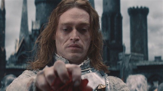 “Drácula” de Luc Besson: oscuridad, redención y amor con la nueva versión de un clásico