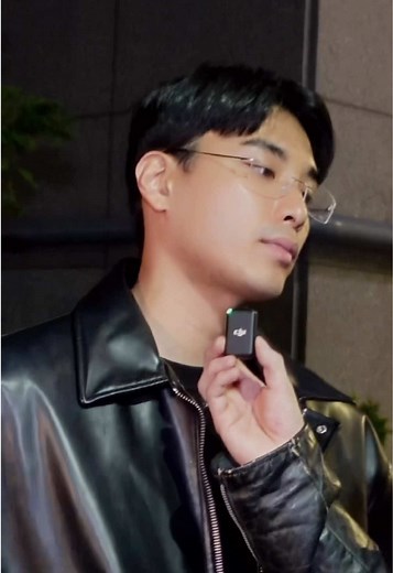 Hongdae Commitment: Love or Leather Jacket?