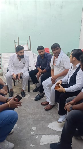 Bijnor Nagina mein Apne Mitra Yashpal ji ke aawas per jakar unki Mata Ji ka dehant Ho jaane per unke dukh mein Shamil hua | Dharamsingh Bjp Netaji