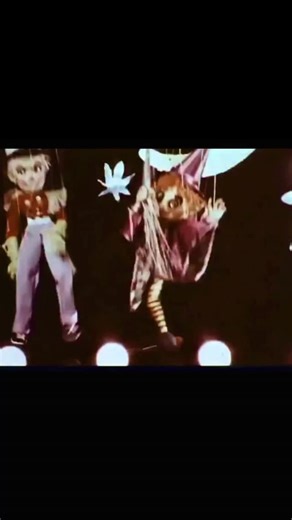 Troy Da Chef on Instagram: "Hostess Twinkies Commercial 1979 Join My New Group Taste of Soul Food © 👨🏾‍🍳 #fypシ #foryoupage #explorepage #foodstagram #reels"