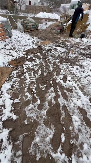 8.2K views · 20 reactions | 略 csak a pufin adhat erőt és mindent lebíró akaratot. | Kőműves Ish | Facebook