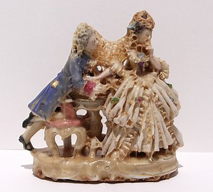 This Is What Happens When Humans Use Animals to Make Art