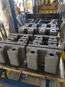 [Hot Item] Qt6-15 Paving Block Making Machine, High Quality Automatic Cement Brick Pressing Machine