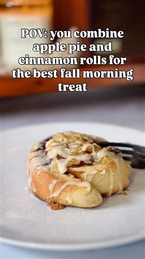 Apple Pie Cinnamon Rolls #applecinnamon #homemadekitchen #fallrecipes #fallbaking #madefromscatch