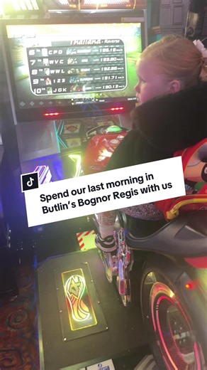 Come and spend our last morning in Butlin’s Bognor Regis with us ✨ After our last breakfast in The Deck restaurant we headed off to the arcades to enjoy some rides, before jumping in the car and heading home 🏠 We decided to pack the car last night whilst Winnie was in bed to make things a little easier & also to get the most of our last morning! 🥳 We cannot wait to come back to Butlin’s and do it all again next year! 🎉 @Destiny & Winnie🫧✨ @Butlin’s @Butlins Bognor Regis #butlins #butlinsbogn