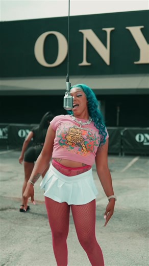 Hitkidd x Sandy Cheekz - Booty Club | From The Block [ONYX] Performance 🎙🔥🔥🔥