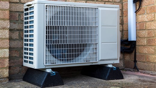 HVAC installers quickly debunk common heat pump myth with simple explanation: 'That is just not true'