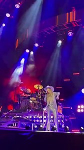 424K views · 10K reactions | We LOVE to see our CMA Country Music Association of The Year Lainey Wilson lighting up the #NashvilleNYE stage!   | Visit Music City | Facebook